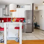 Apartment By The Sea - 25041