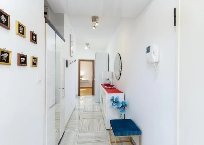 Apartment By The Sea - 25041